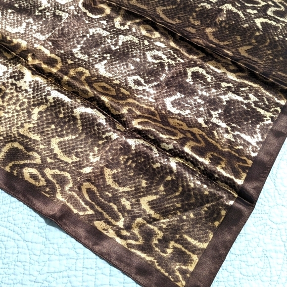 Vintage Snakeskin Animal Print Square Scarf 26" x 26-1/2" Brown, Tannish Golden - Picture 3 of 7